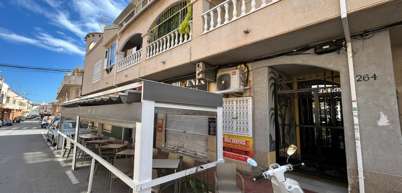 Venta - Apartamento / piso -
Torrevieja - Playa del cura