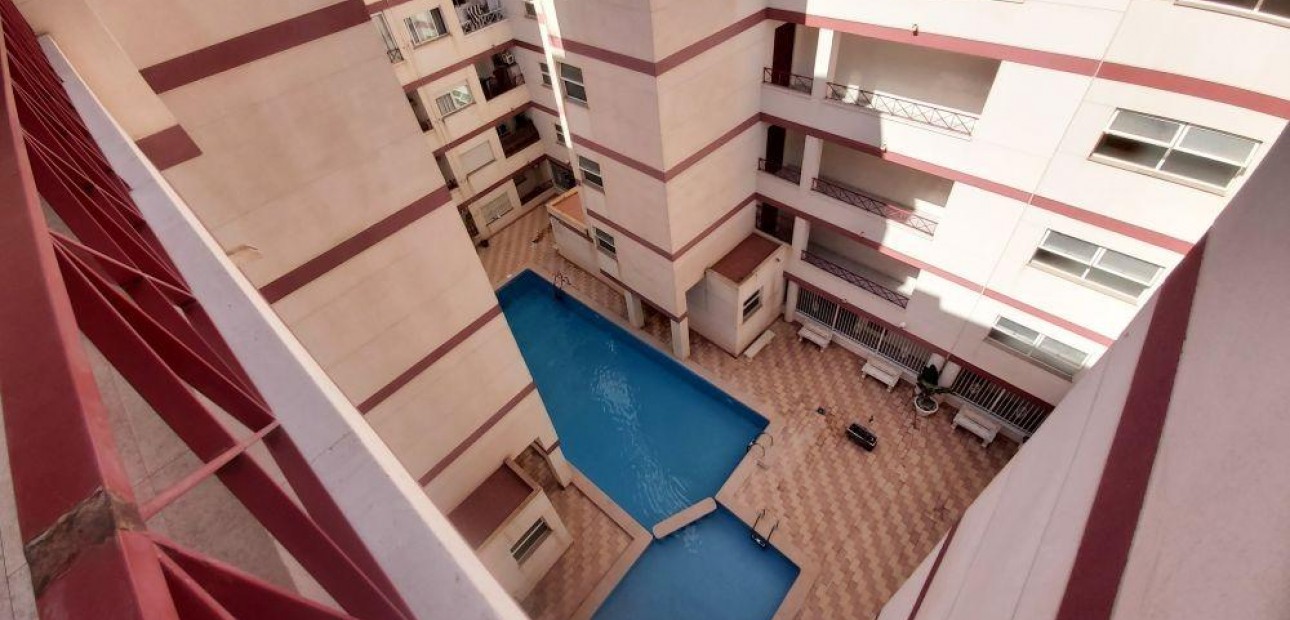 Venta - Ático -
Torrevieja - Centro