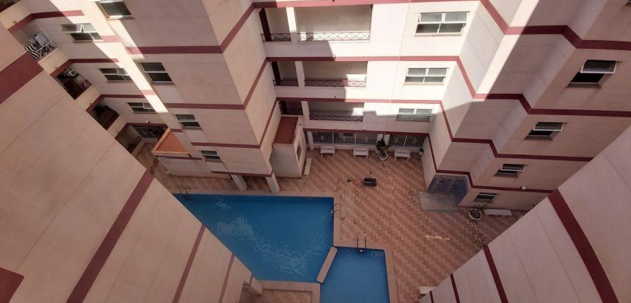 Venta - Ático -
Torrevieja - Centro