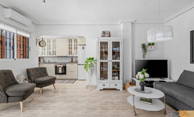 Venta - Apartamento / piso -
Mil Palmeras - Mil Palmeras - Town