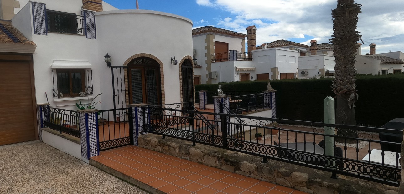 Venta - Detached Villa -
Algorfa - La Finca Golf Resort