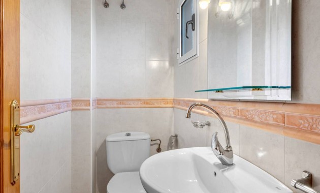 Venta - Finca / Country Property -
Los Montesinos