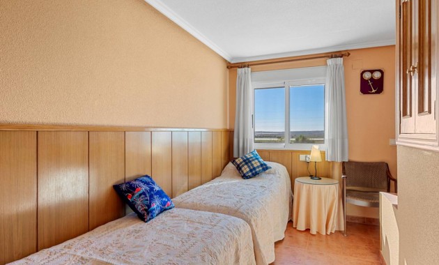 Venta - Finca / Country Property -
Los Montesinos