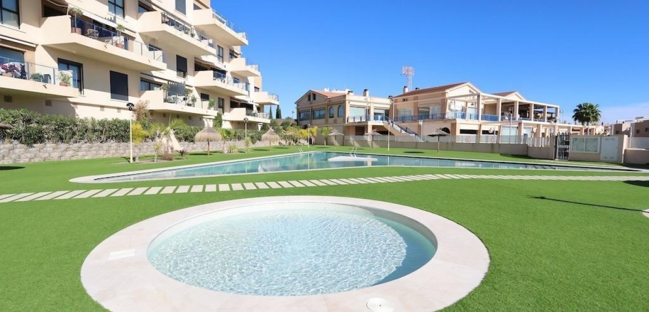 Venta - Apartamento / piso -
Orihuela Costa - La Zenia