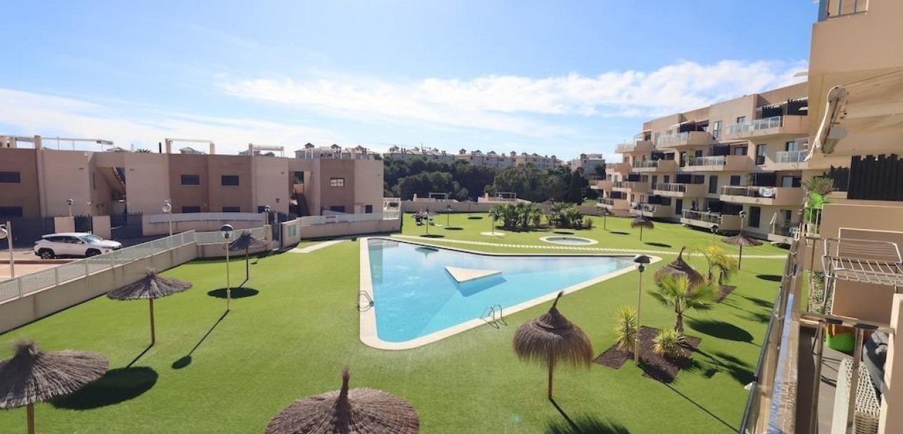 Venta - Apartamento / piso -
Orihuela Costa - La Zenia