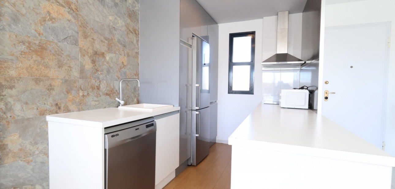 Venta - Apartamento / piso -
Orihuela Costa - La Zenia