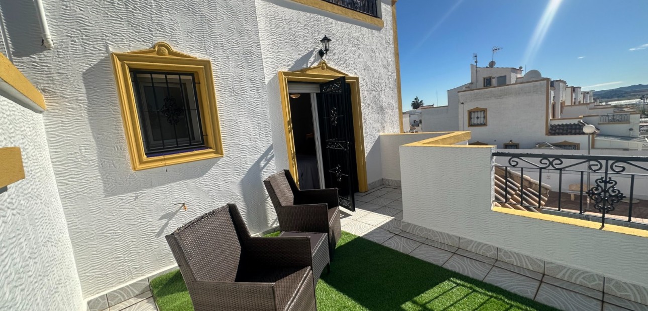 Venta - Adosado -
Orihuela - Entre Naranjos Vistabella