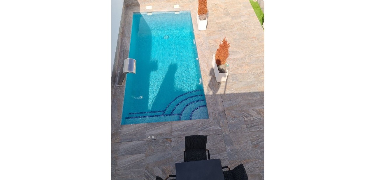 Nueva construcción  - Villa -
Avileses