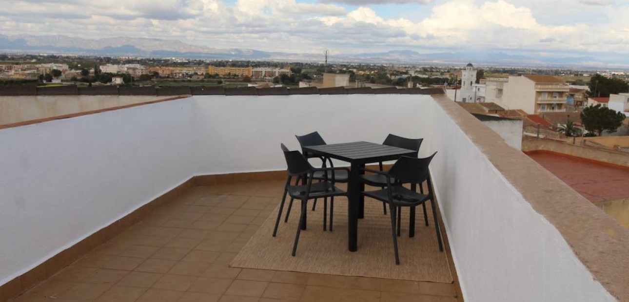 Herverkoop - Appartement / flat -
Benijofar