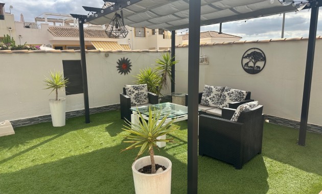 Herverkoop - Villa -
Orihuela - Entre Naranjos Vistabella