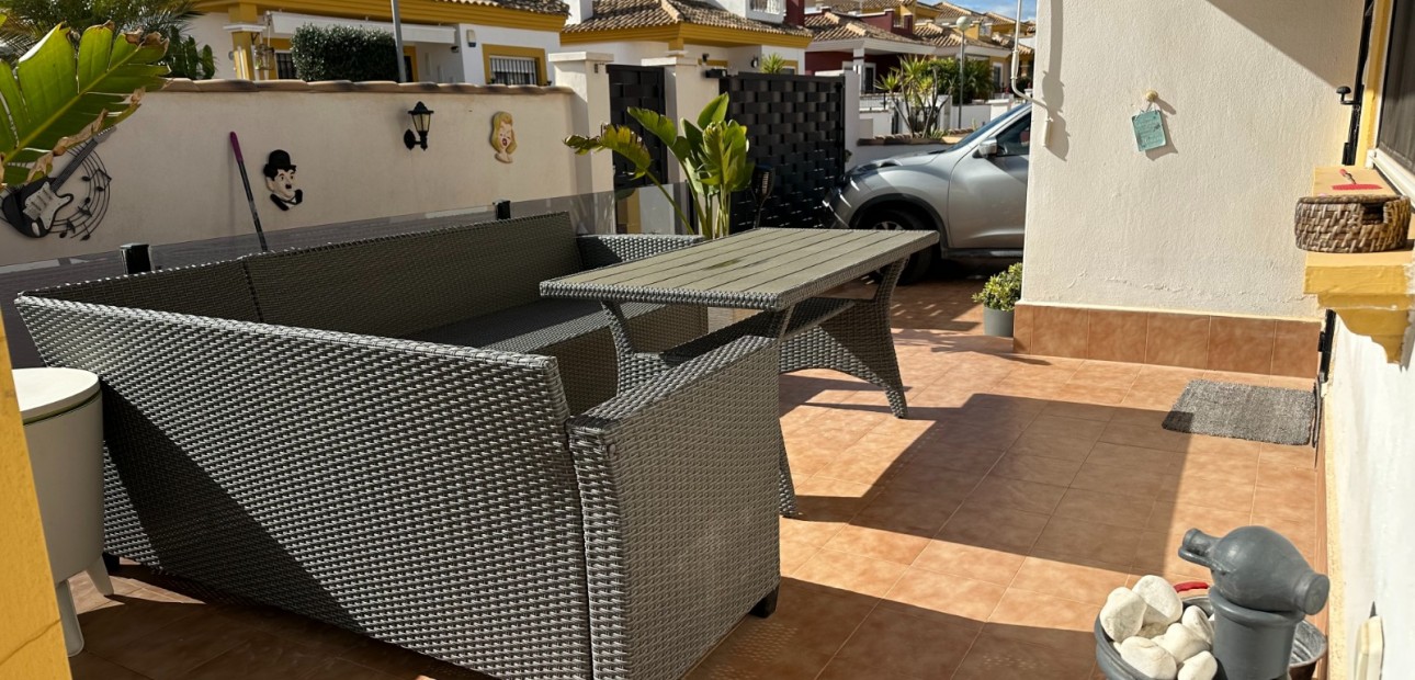 Herverkoop - Villa -
Orihuela - Entre Naranjos Vistabella