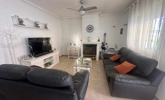 Herverkoop - Villa -
Orihuela - Entre Naranjos Vistabella