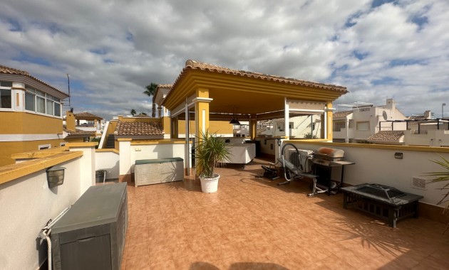 Herverkoop - Villa -
Orihuela - Entre Naranjos Vistabella