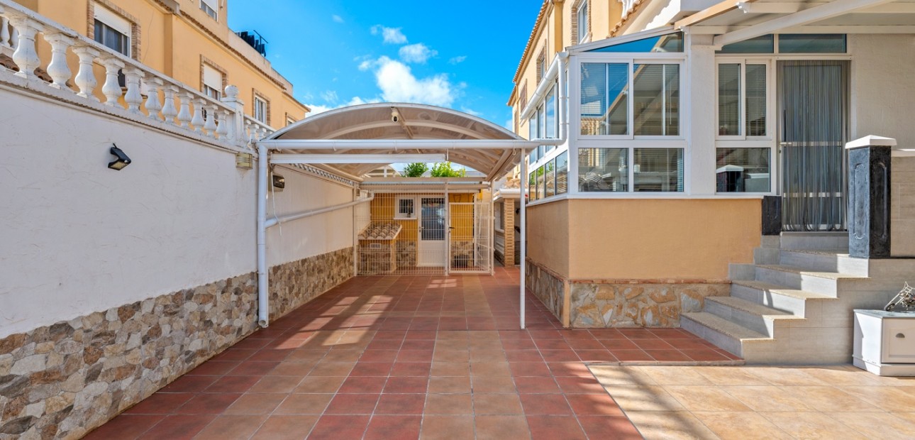 Herverkoop - duplex -
Ciudad Quesada - Rojales - Lo Marabú