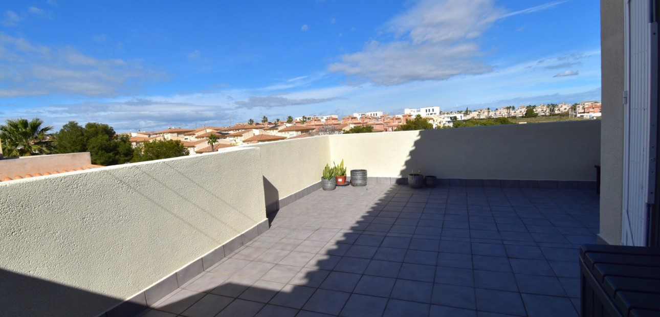 Herverkoop - Quad Villa -
Orihuela Costa - Playa Flamenca