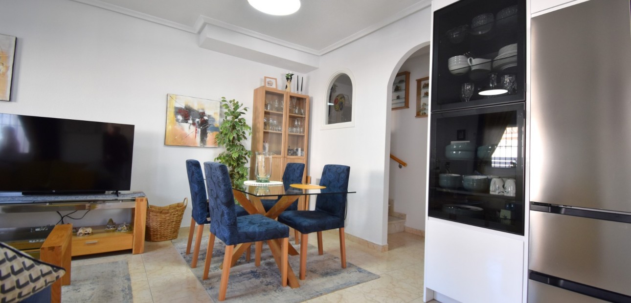 Herverkoop - Quad Villa -
Orihuela Costa - Playa Flamenca