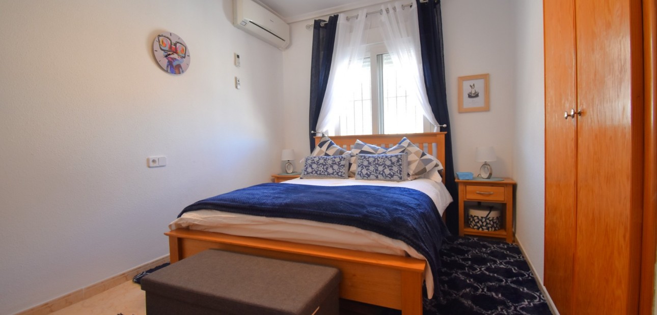 Herverkoop - Quad Villa -
Orihuela Costa - Playa Flamenca