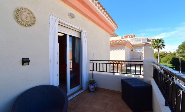 Herverkoop - Quad Villa -
Orihuela Costa - Playa Flamenca