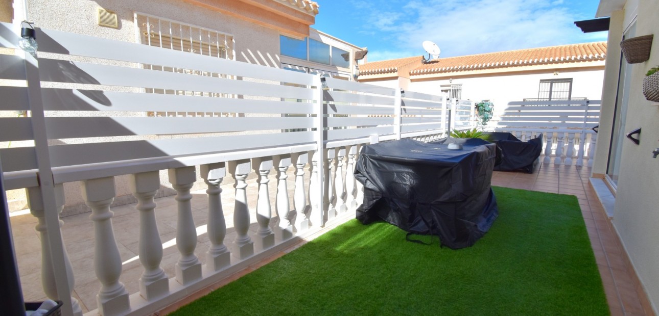 Herverkoop - Quad Villa -
Orihuela Costa - Playa Flamenca