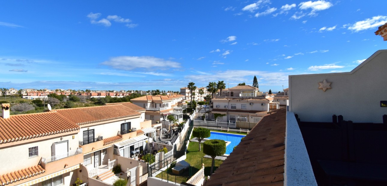Herverkoop - Quad Villa -
Orihuela Costa - Playa Flamenca