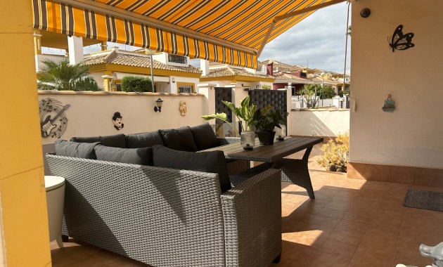 Herverkoop - Villa -
Orihuela - Entre Naranjos Vistabella