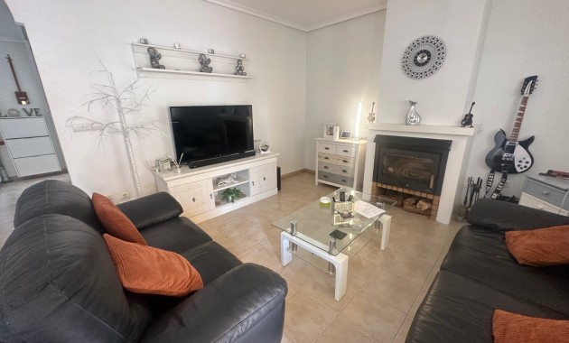 Herverkoop - Villa -
Orihuela - Entre Naranjos Vistabella