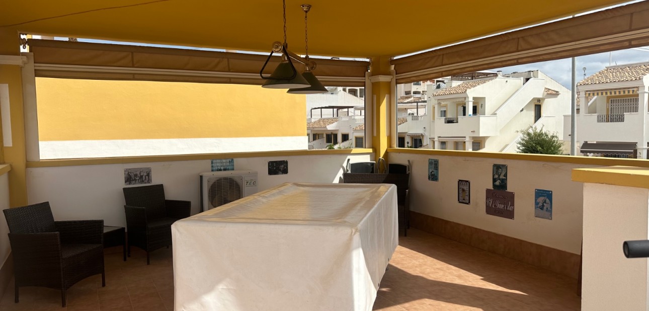 Herverkoop - Villa -
Orihuela - Entre Naranjos Vistabella