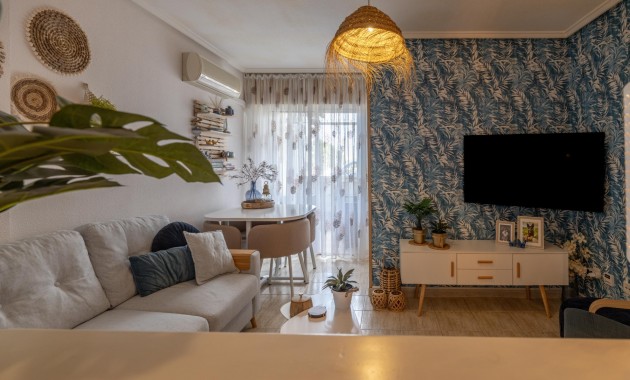 Herverkoop - 1. Apartment / flat -
Torrevieja - Acequion