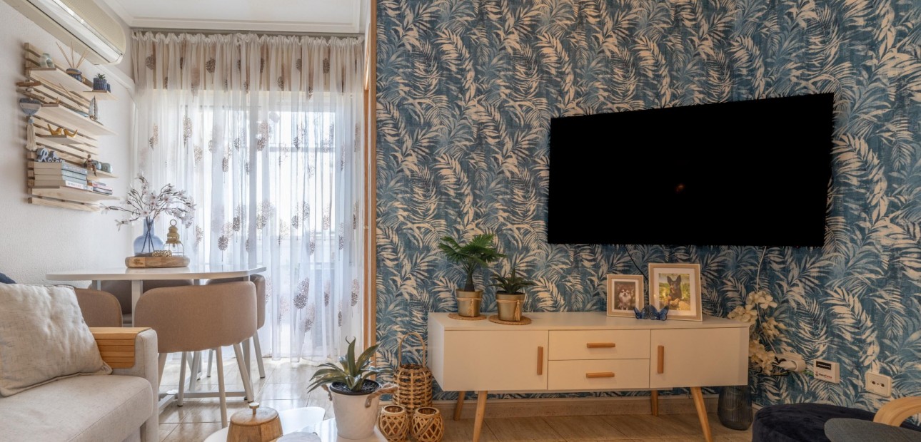 Herverkoop - 1. Apartment / flat -
Torrevieja - Acequion