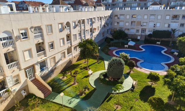 Herverkoop - 1. Apartment / flat -
Torrevieja - Acequion