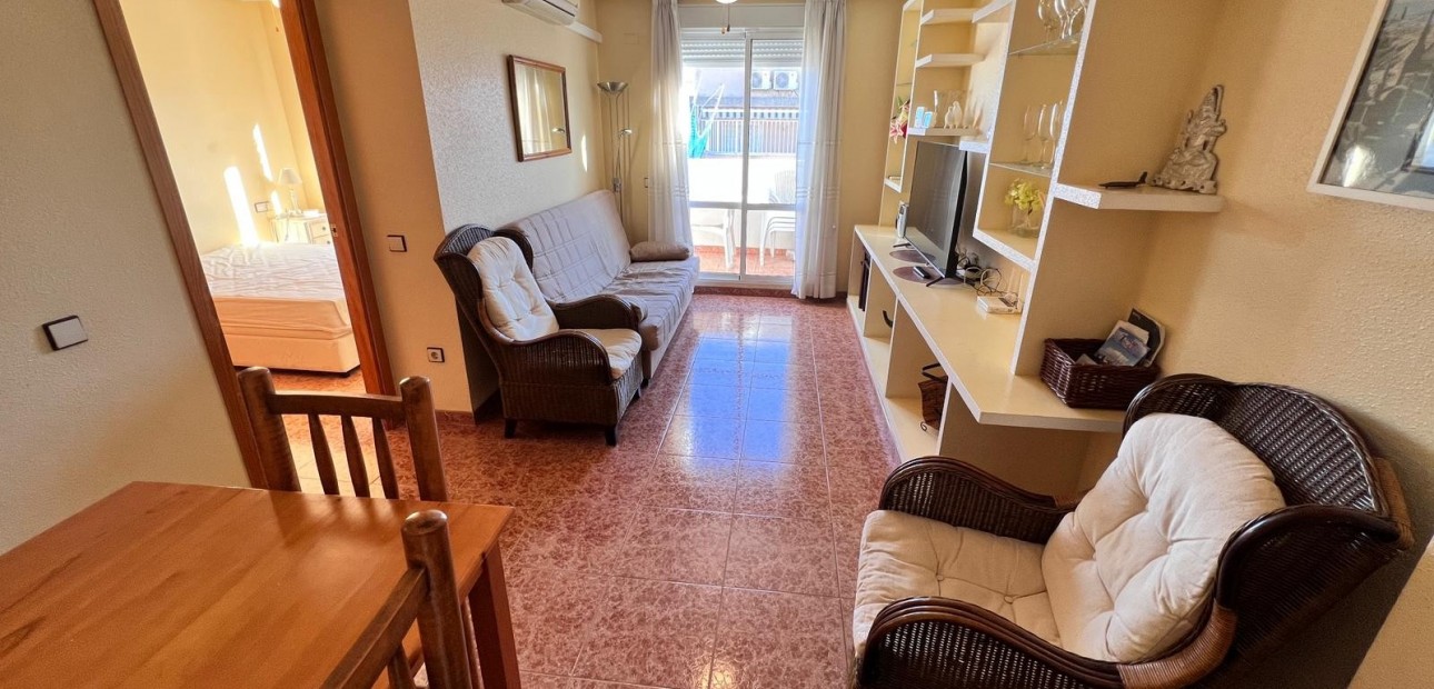 Herverkoop - Apartment flat -
Torrevieja - Centro