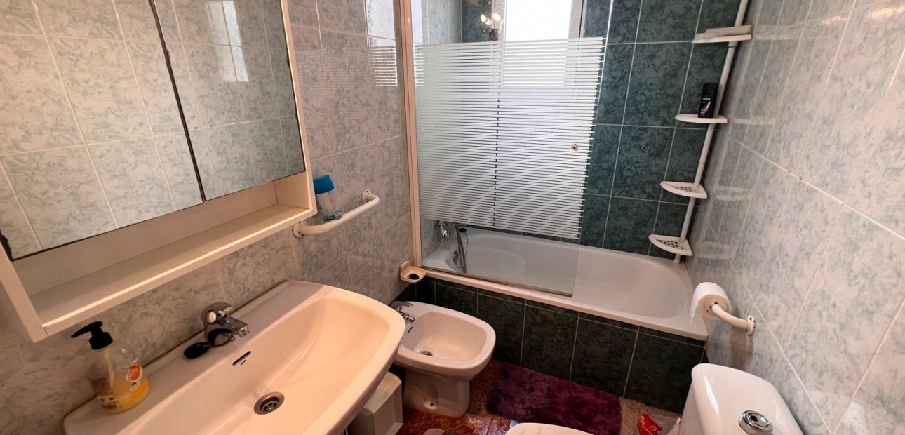 Herverkoop - Apartment flat -
Torrevieja - Centro