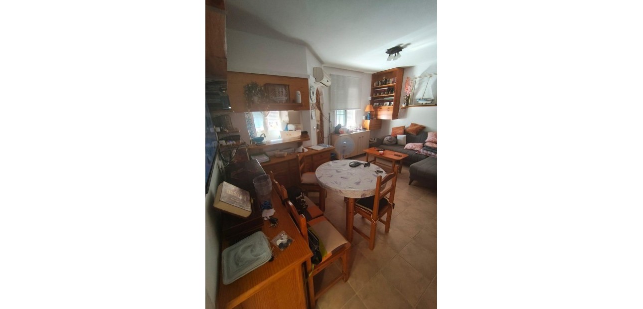 Herverkoop - Bungalow -
Torrevieja - Parque las naciones