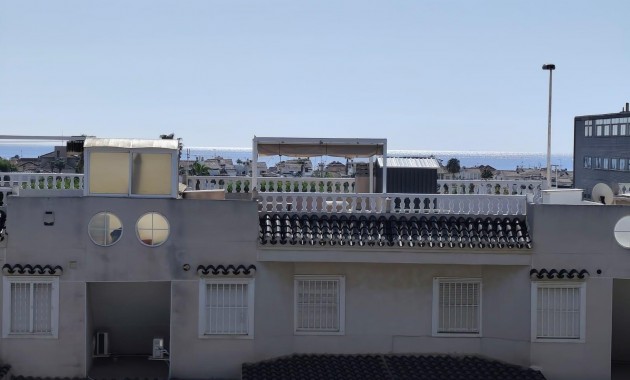 Herverkoop - Bungalow -
Torrevieja - Parque las naciones