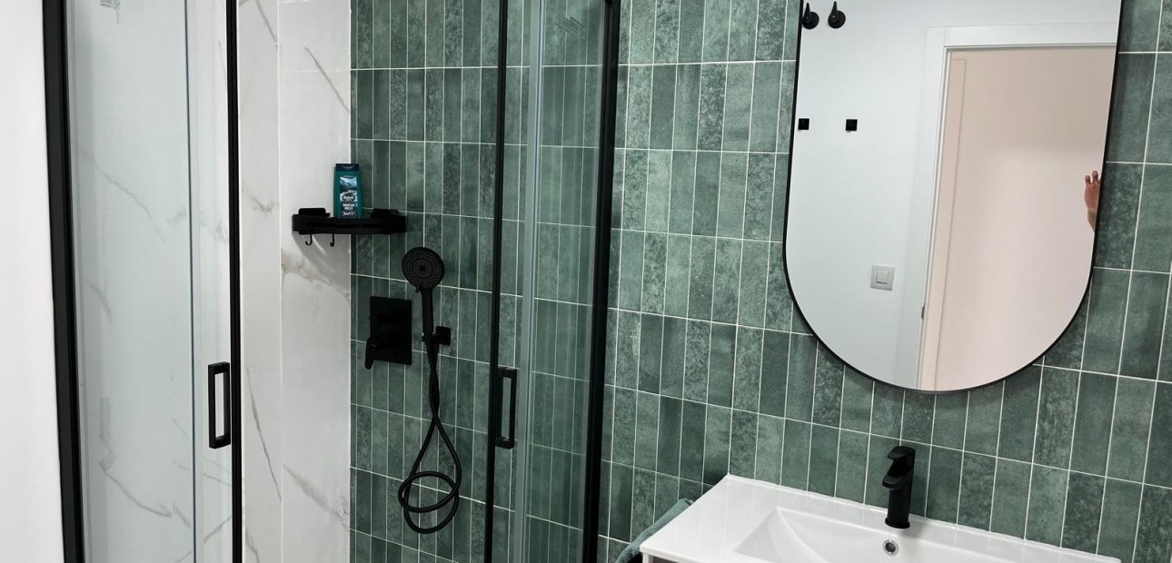 Herverkoop - Appartement / flat -
San Miguel de Salinas - San Miguel - Town