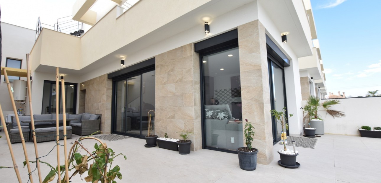 Herverkoop - Detached Villa -
Los Montesinos - Los Montesinos - Village