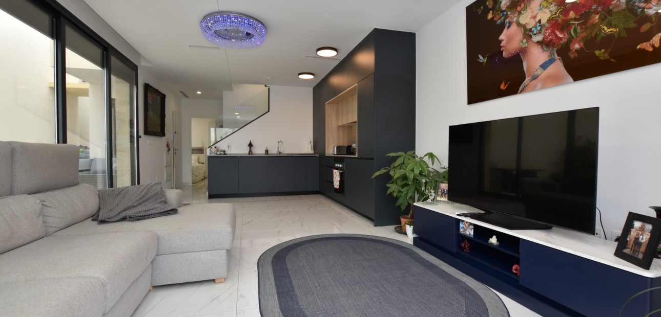 Herverkoop - Detached Villa -
Los Montesinos - Los Montesinos - Village