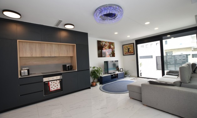 Herverkoop - Detached Villa -
Los Montesinos - Los Montesinos - Village