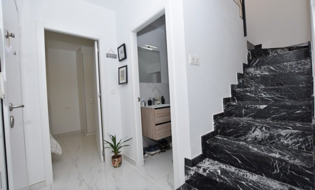 Herverkoop - Detached Villa -
Los Montesinos - Los Montesinos - Village