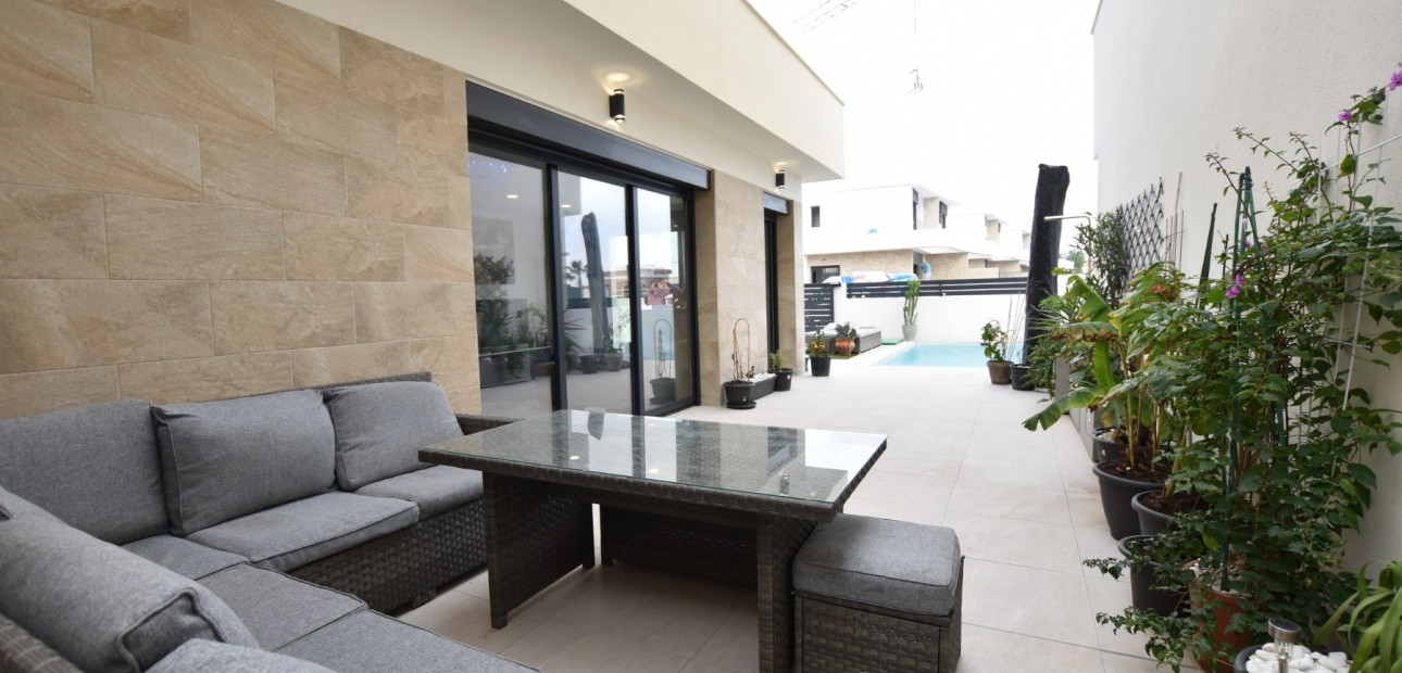 Herverkoop - Detached Villa -
Los Montesinos - Los Montesinos - Village