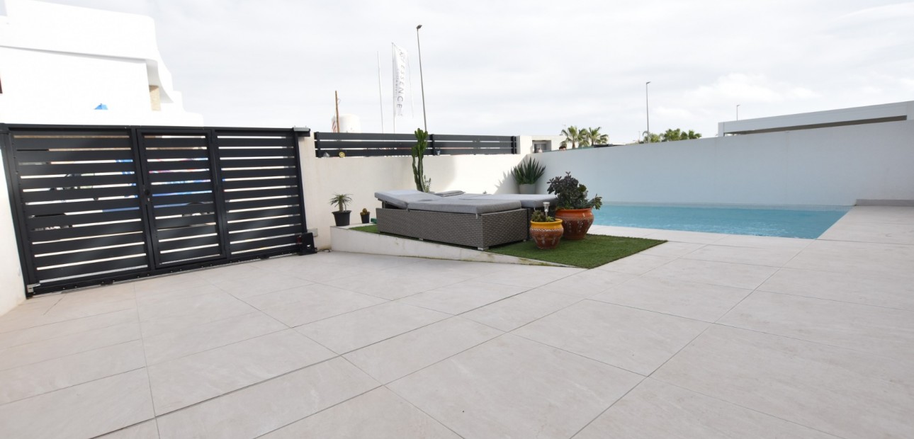 Herverkoop - Detached Villa -
Los Montesinos - Los Montesinos - Village