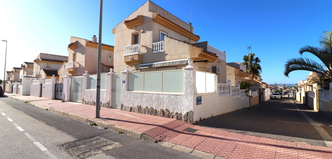 Herverkoop - Detached Villa -
Ciudad Quesada - Ciudad Quesada - Town