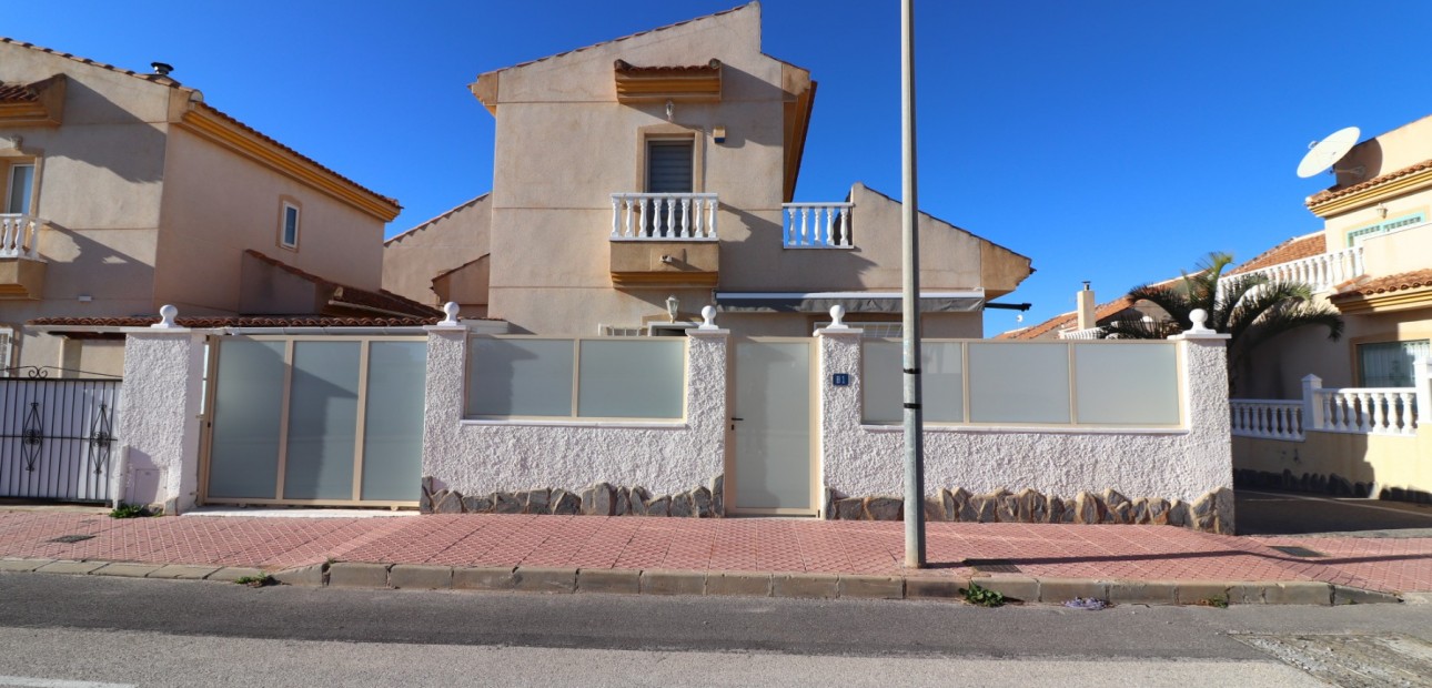 Herverkoop - Detached Villa -
Ciudad Quesada - Ciudad Quesada - Town