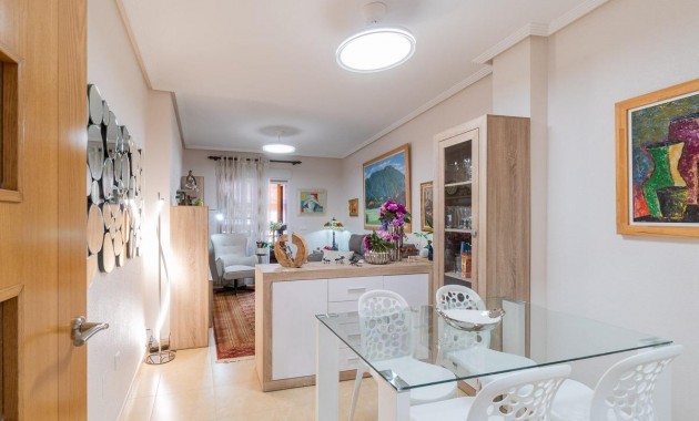 Herverkoop - Appartement / flat -
Torrevieja - Centro