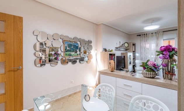 Herverkoop - Appartement / flat -
Torrevieja - Centro