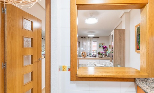 Herverkoop - Appartement / flat -
Torrevieja - Centro