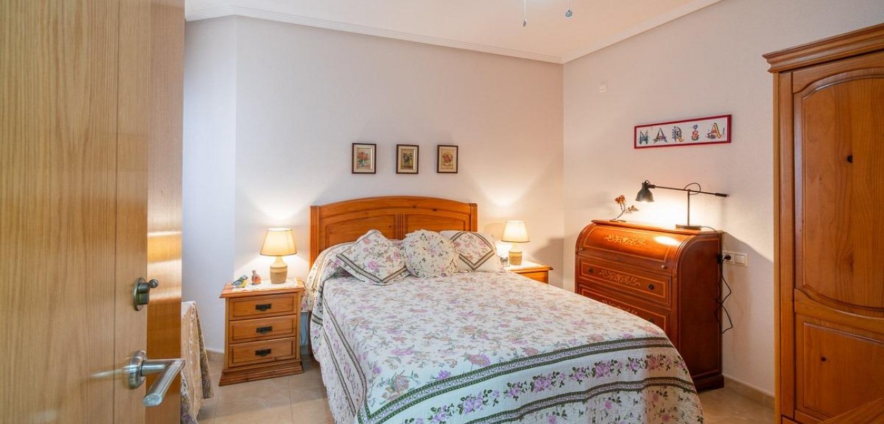 Herverkoop - Appartement / flat -
Torrevieja - Centro