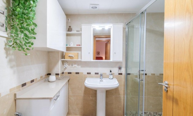 Herverkoop - Appartement / flat -
Torrevieja - Centro