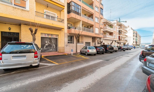 Herverkoop - Appartement / flat -
Torrevieja - Centro