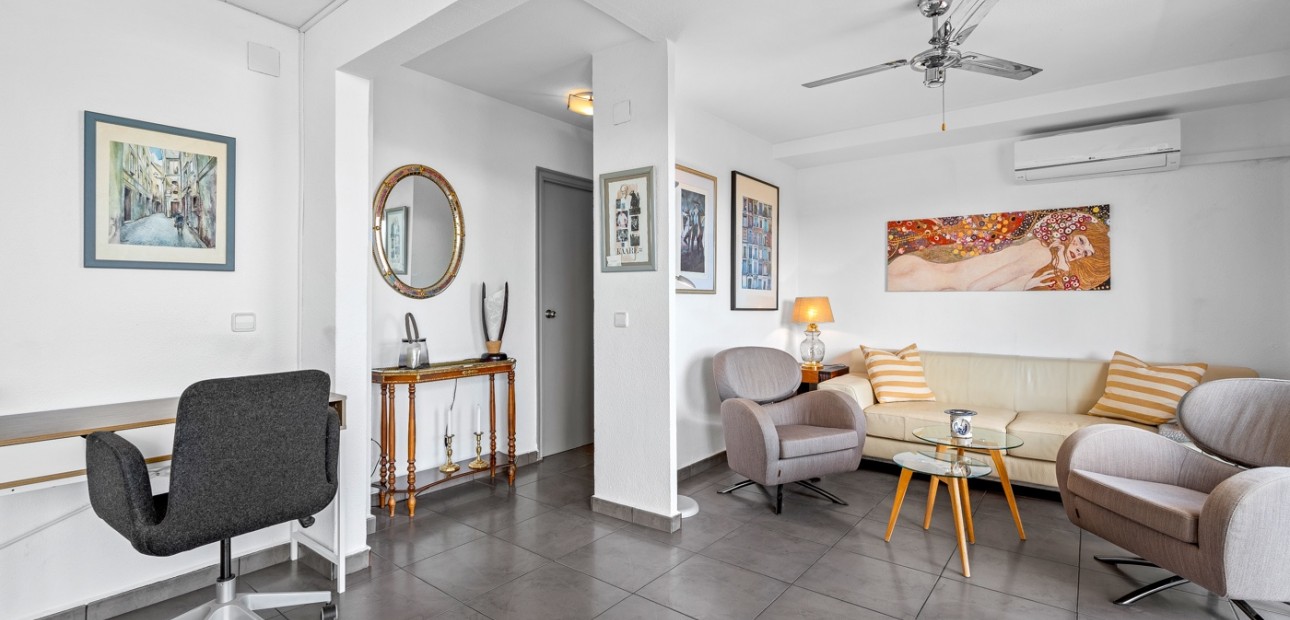 Herverkoop - Appartement / flat -
La Nucia - La Nucia - Town